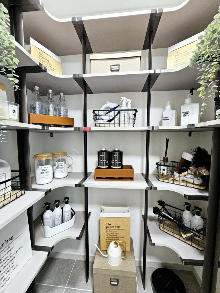 영통역자이 프라시엘 현관창고2